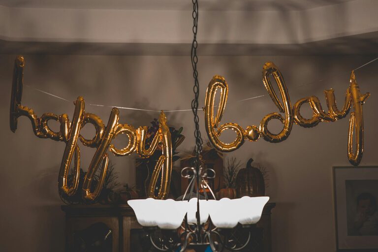Consigli pratici per organizzare una festa di compleanno perfetta a casa
